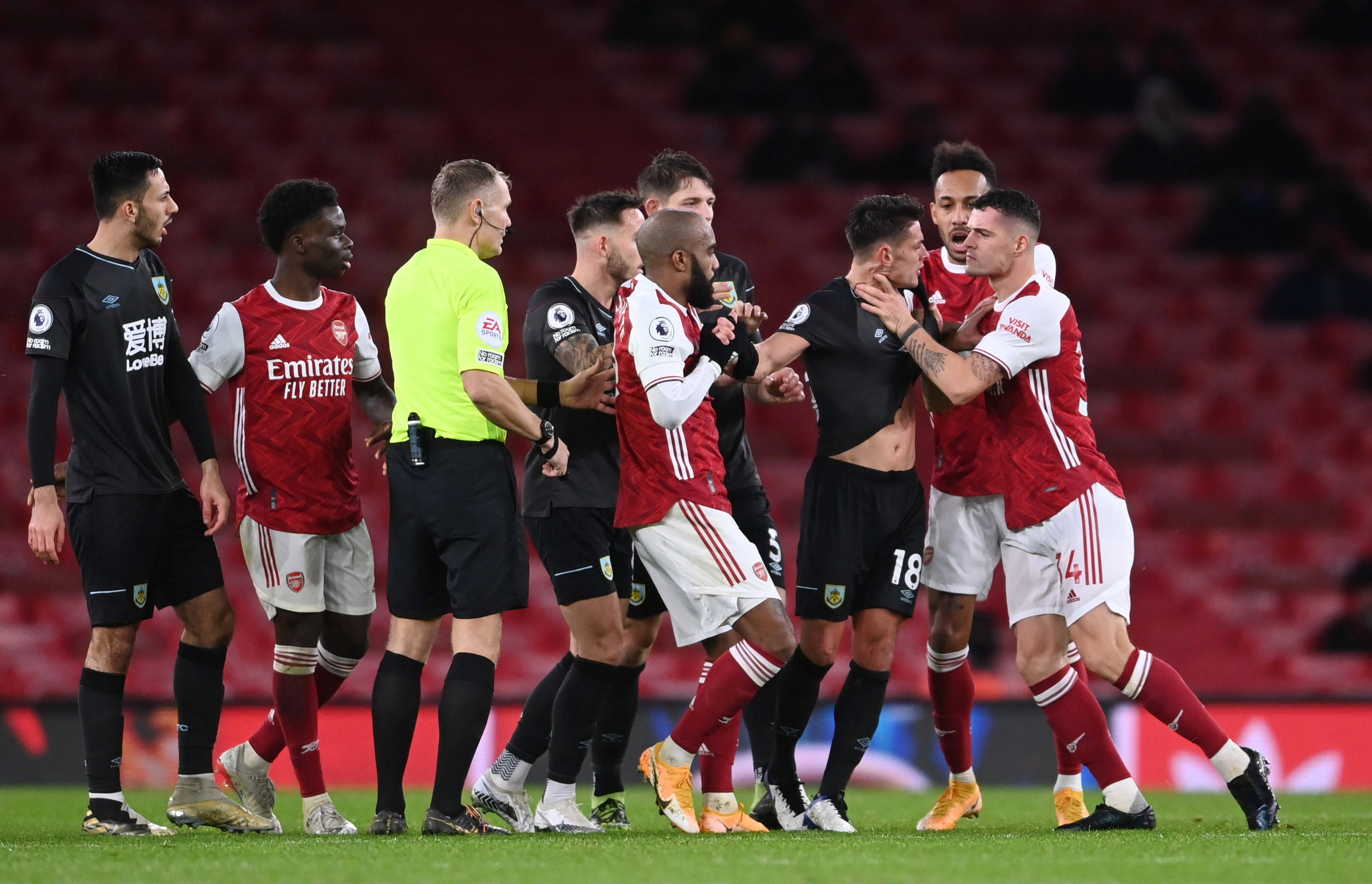 而马拉松则 而马拉松则